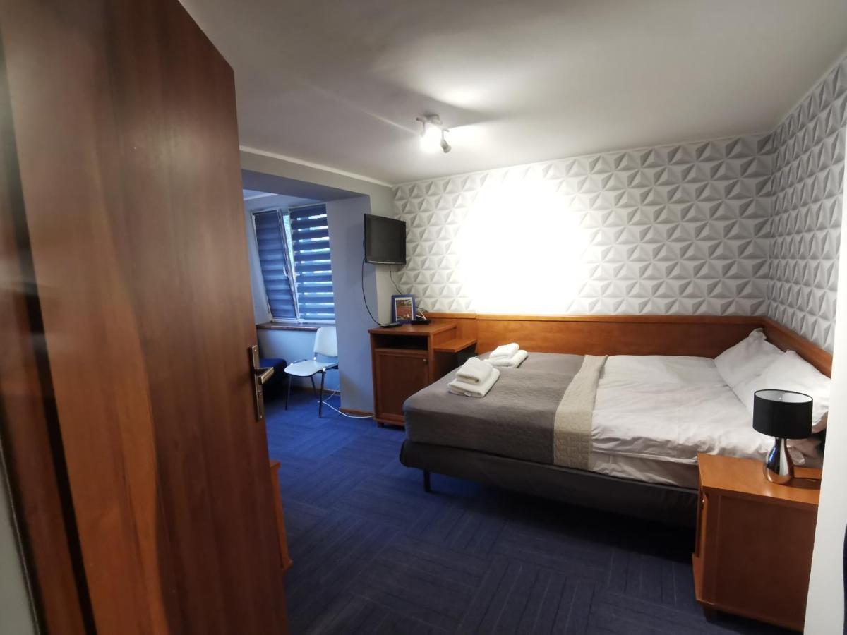 Polaris B&b-kameralne, Rodzinne I Z Basenem Pensjonat 3*