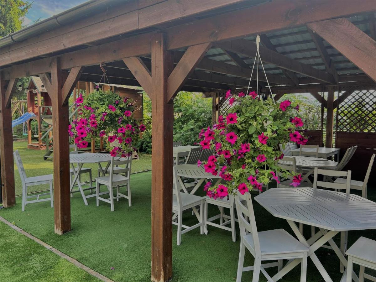Polaris B&b-kameralne, Rodzinne I Z Basenem Pensjonat Krynica Morska